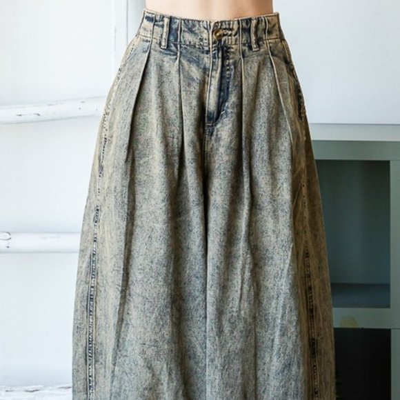 Oli & Hali Mineral Wash Cotton Dark Denim Cropped Baggy Relaxed Fit Jeans - Picture 5 of 9